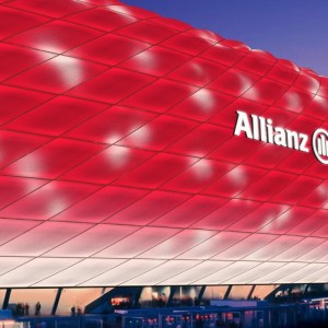 九游手机游戏-沃尔夫斯堡主场1-0战胜斯图加特，状态回暖，沃尔夫斯堡队主客场球衣